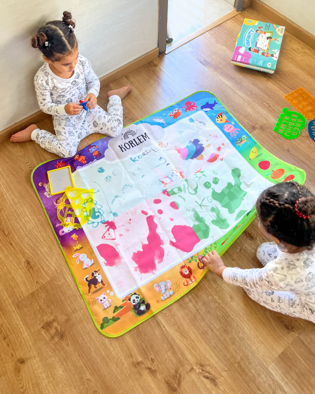 XXL Reusable & Educational Water Drawing Mat — Infinity
